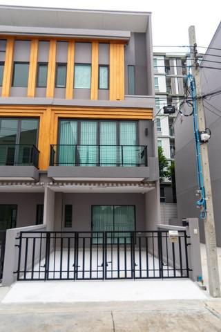 ทาวน์เฮาส์ 40000 กรุงเทพมหานคร เขตประเวศ ประเวศ