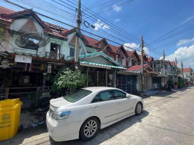 ทาวน์เฮาส์ 800000 นนทบุรี บางบัวทอง บางบัวทอง