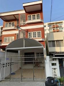 ทาวน์เฮาส์ 25000 กรุงเทพมหานคร เขตจตุจักร ลาดยาว