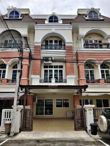 ทาวน์เฮาส์ 23500 กรุงเทพมหานคร เขตบางกะปิ หัวหมาก