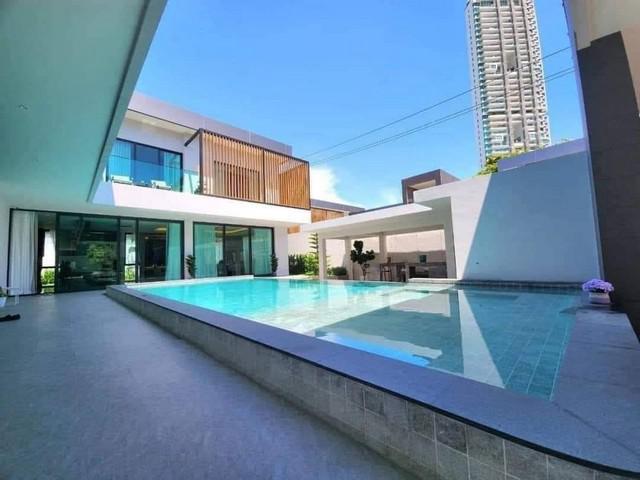 บ้านเดี่ยว 150000000 ชลบุรี บางละมุง หนองปรือ บ้านเดี่ยว 150000000 ชลบุรี บางละมุง หนองปรือ