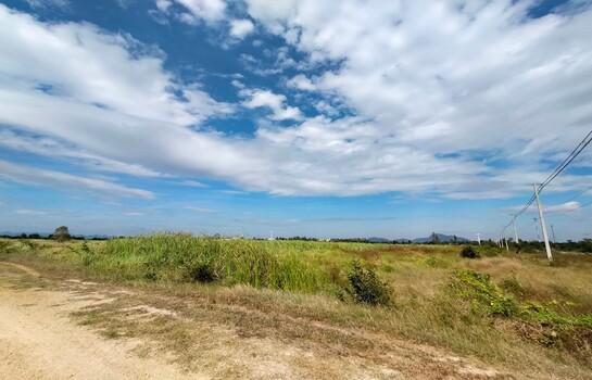 ที่ดิน 300000 ลพบุรี ชัยบาดาล บัวชุม ที่ดิน 300000 ลพบุรี ชัยบาดาล บัวชุม