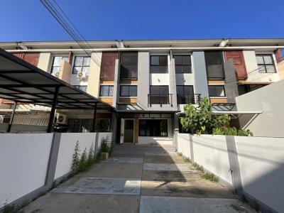 ทาวน์เฮาส์ 3600000 กรุงเทพมหานคร เขตประเวศ ดอกไม้