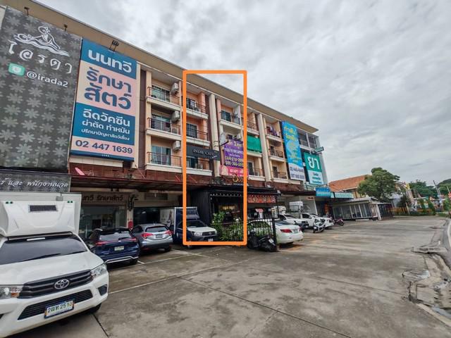 อาคารพาณิชย์ 33000000 นนทบุรี บางกรวย บางกรวย อาคารพาณิชย์ 33000000 นนทบุรี บางกรวย บางกรวย