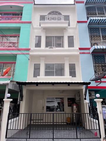 ทาวน์เฮาส์ 45000 กรุงเทพมหานคร เขตบางนา บางนา