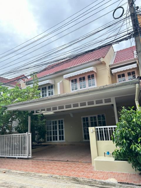 ทาวน์เฮาส์ 45000 กรุงเทพมหานคร เขตพระโขนง บางจาก ทาวน์เฮาส์ 45000 กรุงเทพมหานคร เขตพระโขนง บางจาก
