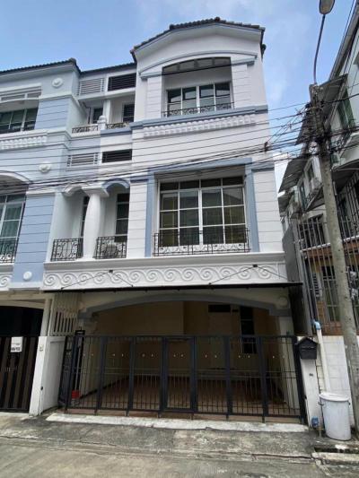 ทาวน์เฮาส์ 29000 กรุงเทพมหานคร เขตลาดพร้าว ลาดพร้าว