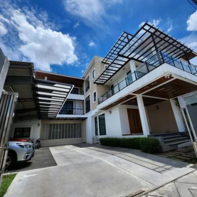 บ้านเดี่ยว 111000000 กรุงเทพมหานคร เขตพระโขนง บางจาก