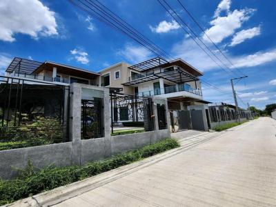บ้านเดี่ยว 108000000 กรุงเทพมหานคร เขตพระโขนง บางจาก