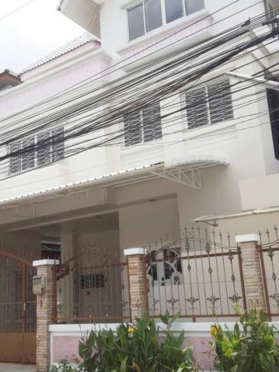 บ้านเดี่ยว 85000 กรุงเทพมหานคร เขตห้วยขวาง ห้วยขวาง