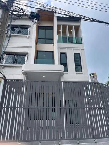 ทาวน์เฮาส์ 12900000 กรุงเทพมหานคร เขตวัฒนา พระโขนงเหนือ ทาวน์เฮาส์ 12900000 กรุงเทพมหานคร เขตวัฒนา พระโขนงเหนือ