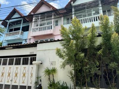 ทาวน์เฮาส์ 18000 กรุงเทพมหานคร เขตบางนา บางนา