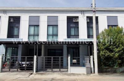 ทาวน์เฮาส์ 2290000 ปทุมธานี เมืองปทุมธานี บ้านกลาง
