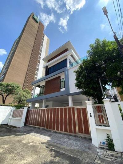 บ้านเดี่ยว 26000000 กรุงเทพมหานคร เขตห้วยขวาง สามเสนนอก