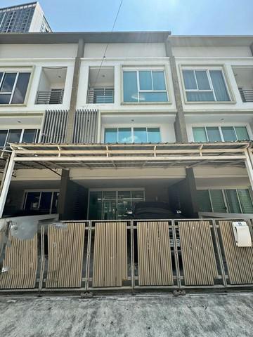 ทาวน์เฮาส์ 55000 กรุงเทพมหานคร เขตจตุจักร ลาดยาว