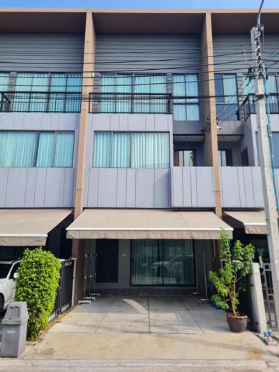 ทาวน์เฮาส์ 30000 กรุงเทพมหานคร เขตสายไหม ออเงิน