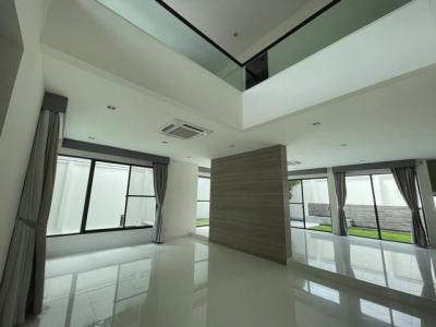 บ้านเดี่ยว 42000000 นนทบุรี เมืองนนทบุรี บางรักน้อย