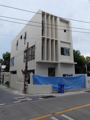 อาคารพาณิชย์ 70000 กรุงเทพมหานคร เขตห้วยขวาง สามเสนนอก
