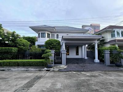 บ้านเดี่ยว 13900000 นนทบุรี เมืองนนทบุรี บางกร่าง