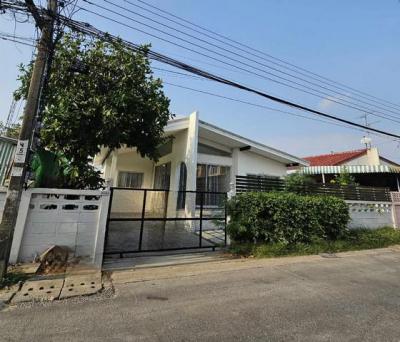 บ้านเดี่ยว 32000 กรุงเทพมหานคร เขตลาดพร้าว จรเข้บัว