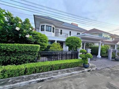 บ้านเดี่ยว 13900000 นนทบุรี เมืองนนทบุรี บางกร่าง