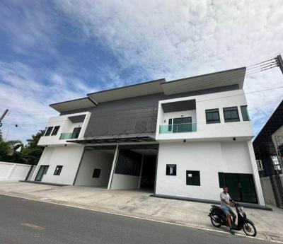 โกดัง 55000 ปทุมธานี ลำลูกกา ลาดสวาย