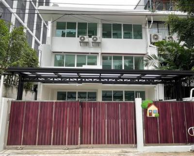 ทาวน์เฮาส์ 140000 กรุงเทพมหานคร เขตสาทร ทุ่งมหาเมฆ