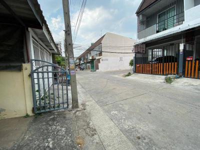ทาวน์เฮาส์ 3750000 กรุงเทพมหานคร เขตบางพลัด บางพลัด