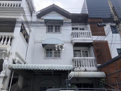 ทาวน์เฮาส์ 12000000 กรุงเทพมหานคร เขตยานนาวา บางโพงพาง