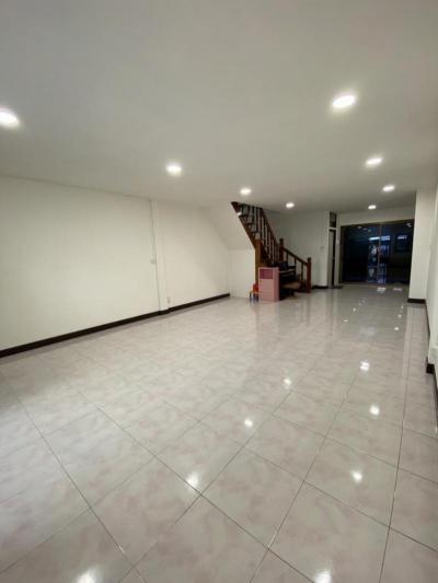 บ้านเดี่ยว 17000 กรุงเทพมหานคร เขตลาดพร้าว ลาดพร้าว