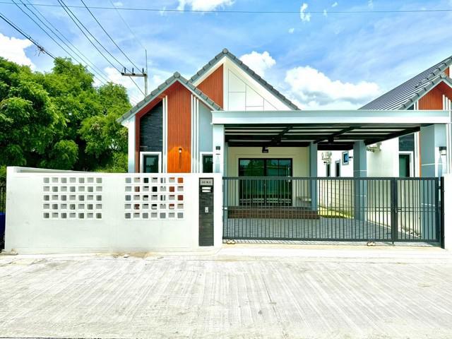 บ้านเดี่ยว 2950000 ชลบุรี เมืองชลบุรี บ้านสวน บ้านเดี่ยว 2950000 ชลบุรี เมืองชลบุรี บ้านสวน