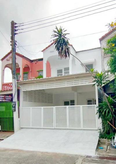 ทาวน์เฮาส์ 1350000 ปทุมธานี ธัญบุรี ประชาธิปัตย์