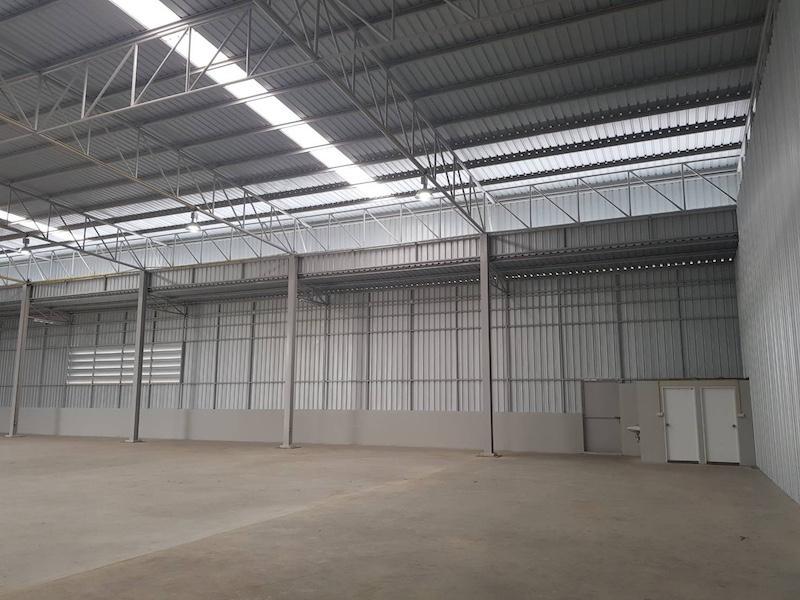 โกดัง 130 กรุงเทพมหานคร เขตลาดกระบัง คลองสองต้นนุ่น โกดัง 130 กรุงเทพมหานคร เขตลาดกระบัง คลองสองต้นนุ่น