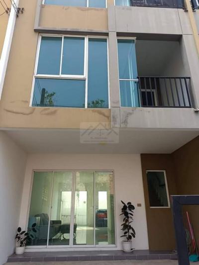 ทาวน์เฮาส์ 24000 กรุงเทพมหานคร เขตมีนบุรี มีนบุรี