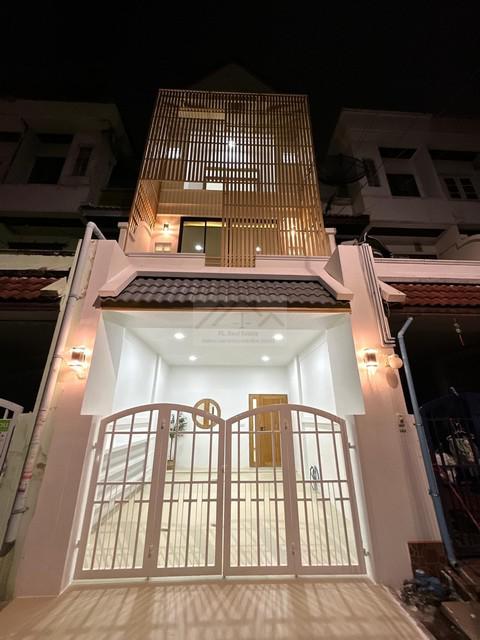 ทาวน์เฮาส์ 4590000 กรุงเทพมหานคร เขตลาดพร้าว ลาดพร้าว ทาวน์เฮาส์ 4590000 กรุงเทพมหานคร เขตลาดพร้าว ลาดพร้าว