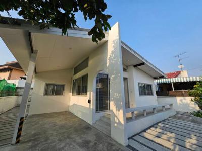 บ้านเดี่ยว 32000 กรุงเทพมหานคร เขตลาดพร้าว จรเข้บัว