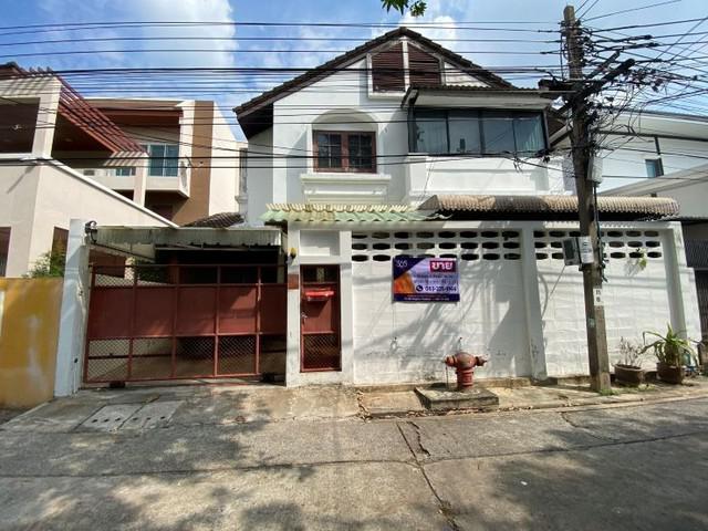บ้านเดี่ยว 16500000 กรุงเทพมหานคร เขตวัฒนา พระโขนงเหนือ บ้านเดี่ยว 16500000 กรุงเทพมหานคร เขตวัฒนา พระโขนงเหนือ