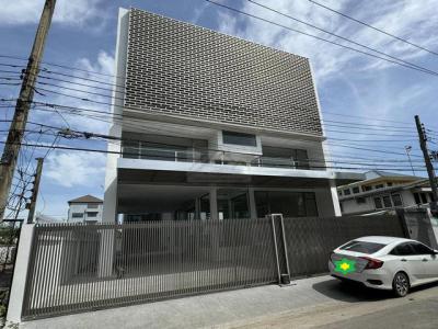 โกดัง 260000 กรุงเทพมหานคร เขตบางนา บางนา
