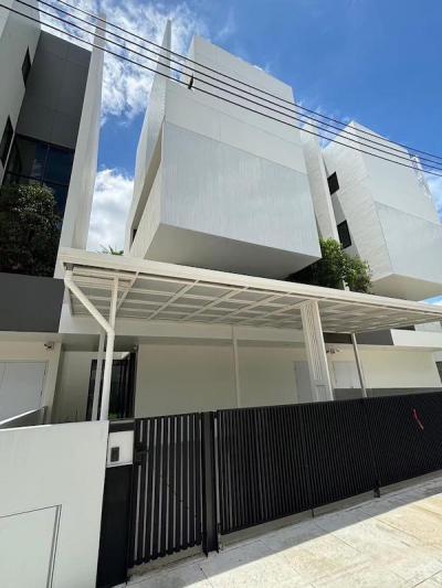 ทาวน์เฮาส์ 150000 กรุงเทพมหานคร เขตดอนเมือง สีกัน