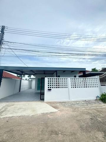 บ้านเดี่ยว 3690000 ชลบุรี บางละมุง บางละมุง