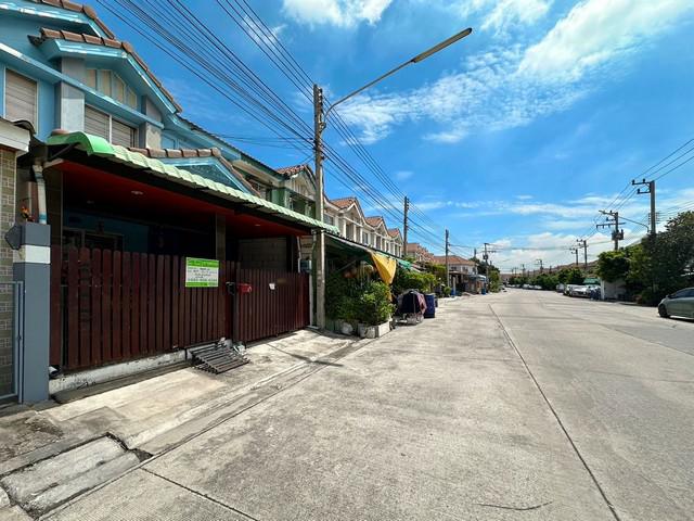 ทาวน์เฮาส์ 1850000 ปทุมธานี เมืองปทุมธานี บางพูน ทาวน์เฮาส์ 1850000 ปทุมธานี เมืองปทุมธานี บางพูน