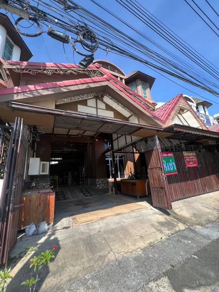 อาคารพาณิชย์ 180000 กรุงเทพมหานคร เขตสะพานสูง สะพานสูง อาคารพาณิชย์ 180000 กรุงเทพมหานคร เขตสะพานสูง สะพานสูง