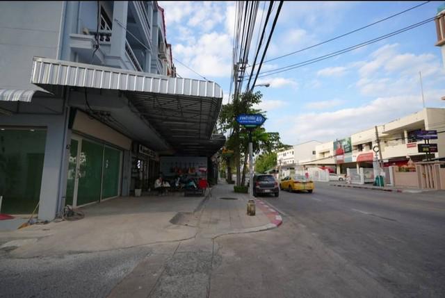 อาคารพาณิชย์ 35000 กรุงเทพมหานคร เขตลาดพร้าว ลาดพร้าว อาคารพาณิชย์ 35000 กรุงเทพมหานคร เขตลาดพร้าว ลาดพร้าว