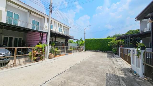 ทาวน์เฮาส์ 2890000 นนทบุรี บางบัวทอง ละหาร ทาวน์เฮาส์ 2890000 นนทบุรี บางบัวทอง ละหาร