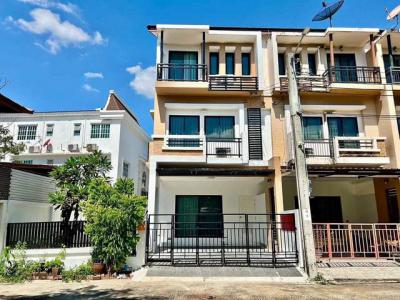 ทาวน์เฮาส์ 38000 กรุงเทพมหานคร เขตบางกะปิ หัวหมาก