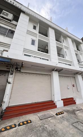 อาคารพาณิชย์ 55000 กรุงเทพมหานคร เขตพระโขนง บางจาก อาคารพาณิชย์ 55000 กรุงเทพมหานคร เขตพระโขนง บางจาก