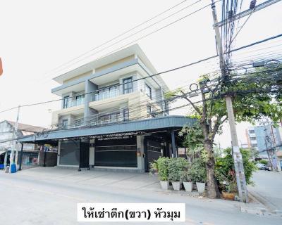 อาคารพาณิชย์ 48000 กรุงเทพมหานคร เขตบางเขน ท่าแร้ง
