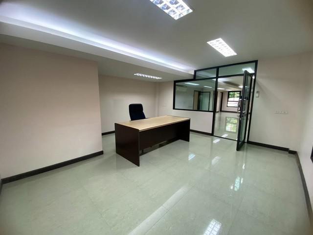 อาคารพาณิชย์ 110000 กรุงเทพมหานคร เขตดอนเมือง สีกัน อาคารพาณิชย์ 110000 กรุงเทพมหานคร เขตดอนเมือง สีกัน