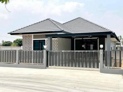 บ้านเดี่ยว 2890000 ชลบุรี บางละมุง หนองปรือ