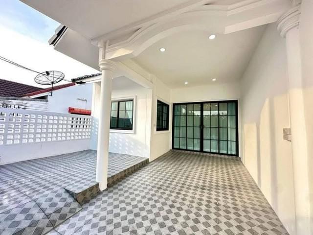 บ้านเดี่ยว 2290000 ชลบุรี บางละมุง หนองปรือ บ้านเดี่ยว 2290000 ชลบุรี บางละมุง หนองปรือ